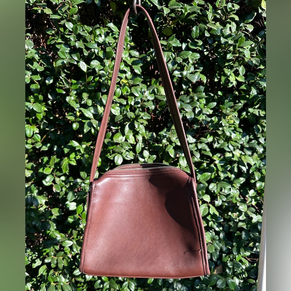 Vintage Coach 9053